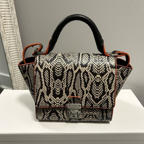 ZARA Crossbody Bag - Picture 3 of 4